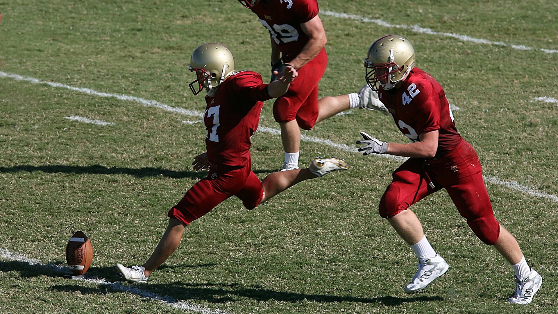 五大联赛阵型变化速率提高应对比赛多样性，五大联赛的风格与特点